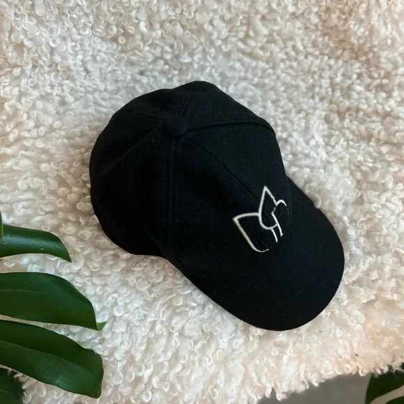 🖤🦄 Authentic ba&sh Hugo Balck Cap 🧢 - Picture 6 of 9